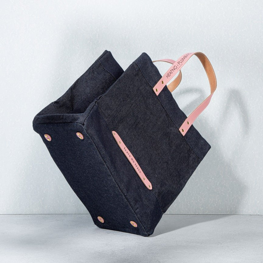 "Leave No Trace" tote bag - Pink - Heating & Plumbing London -