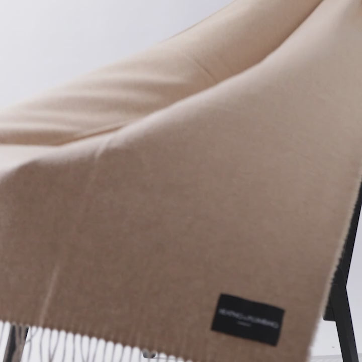 Love Stories - 100% Cashmere Blanket - Toasted Oats