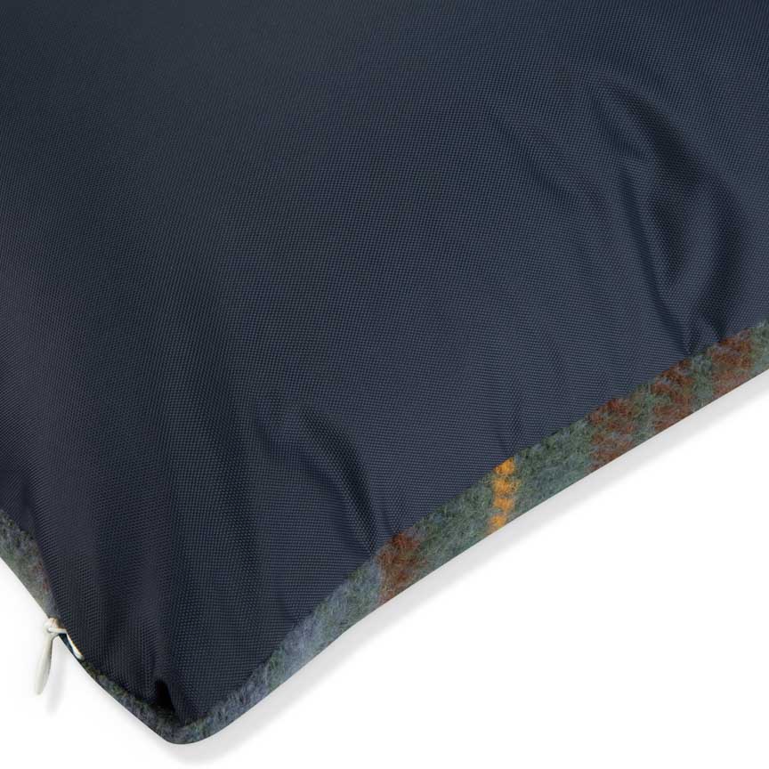 Waterproof Outdoor Cushion in Pure New Wool - Hunting Lodge - Heating & Plumbing London -