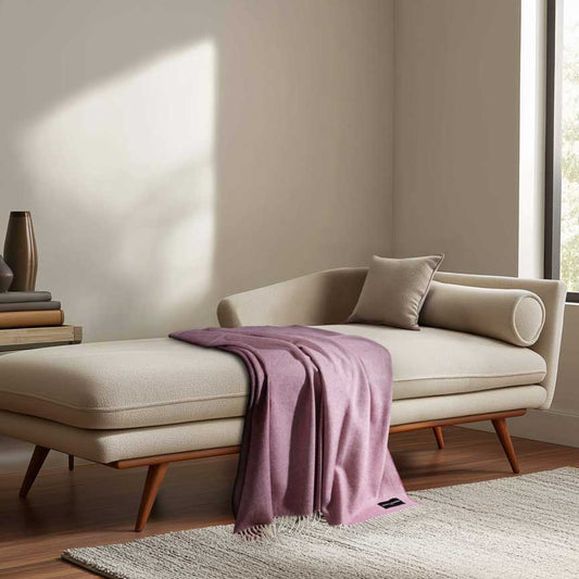 Daydreams - Merino Lambswool Throw - Soft Pink 864