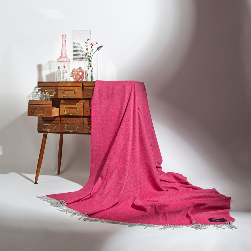 Love Stories - 100% Cashmere Blanket - Cerise - Heating & Plumbing London - Throw