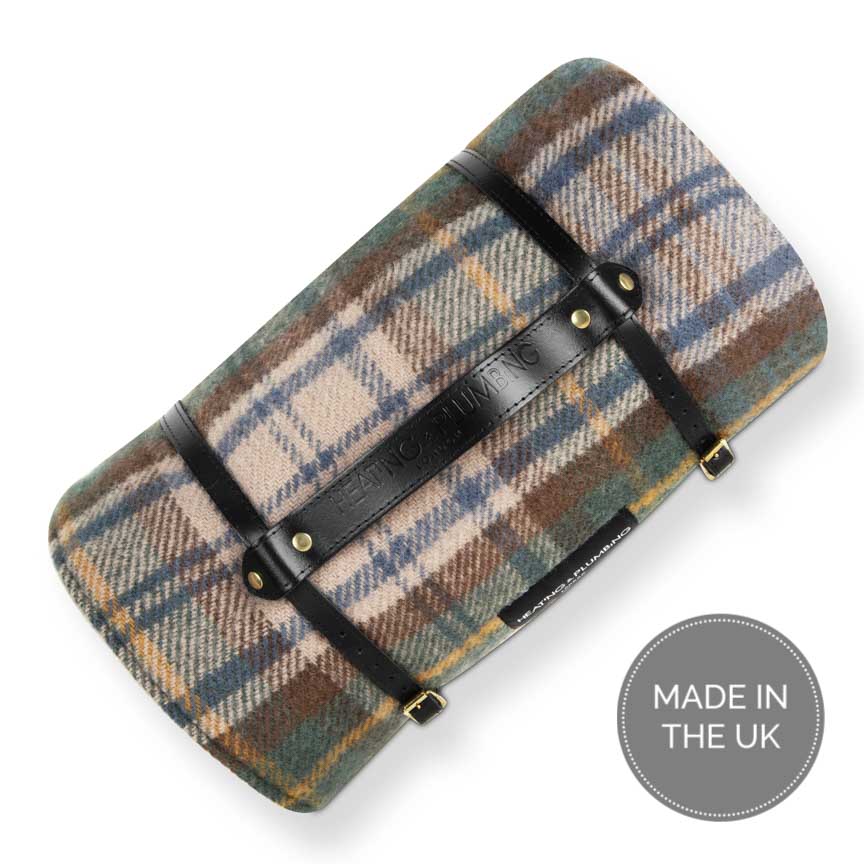 Pure new wool picnic blanket - Glen Coe - Heating & Plumbing London - Picnic Blanket