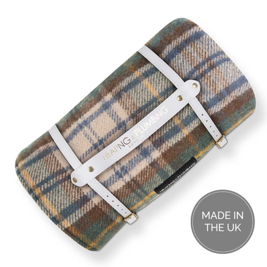 Pure new wool picnic blanket - Glen Coe - Heating & Plumbing London - Picnic Blanket