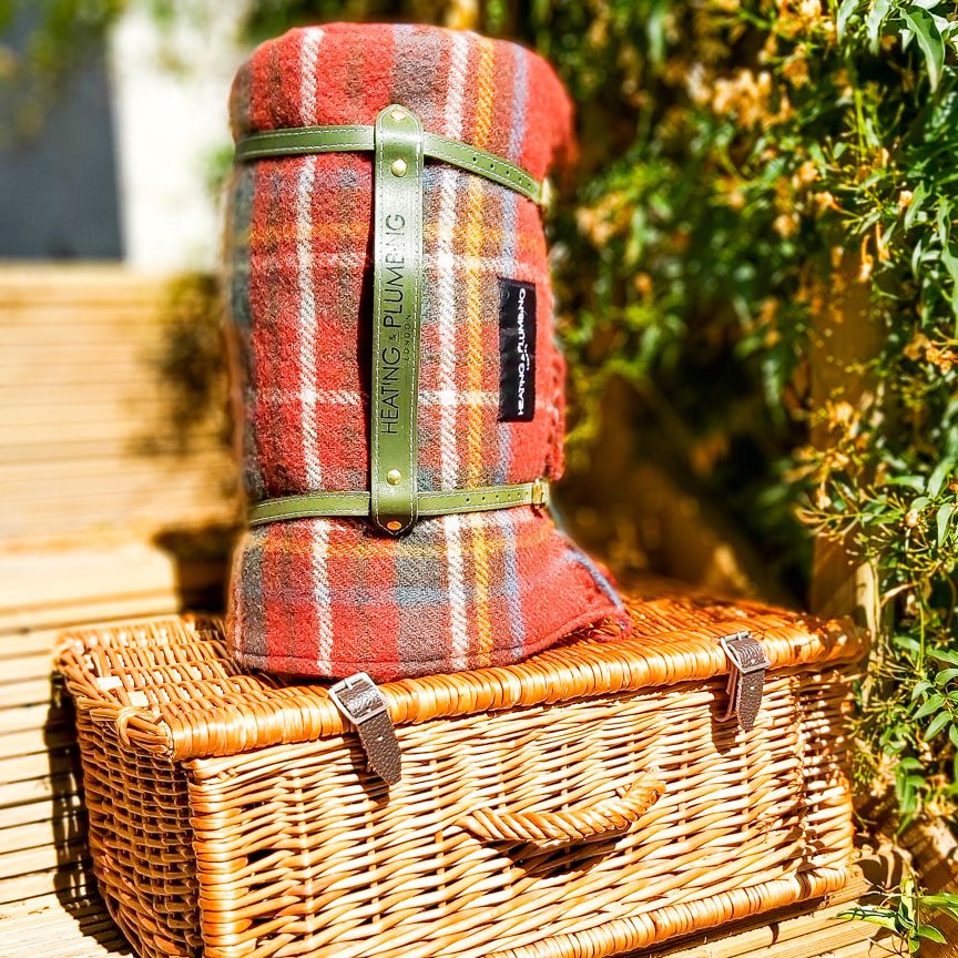 Pure new wool picnic blanket - The Classic Windsor - Heating & Plumbing London - Picnic Blanket